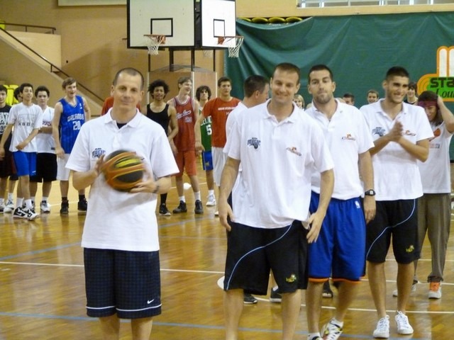 stage-de-basket-aventures-à-monaco-2011-308-Copier