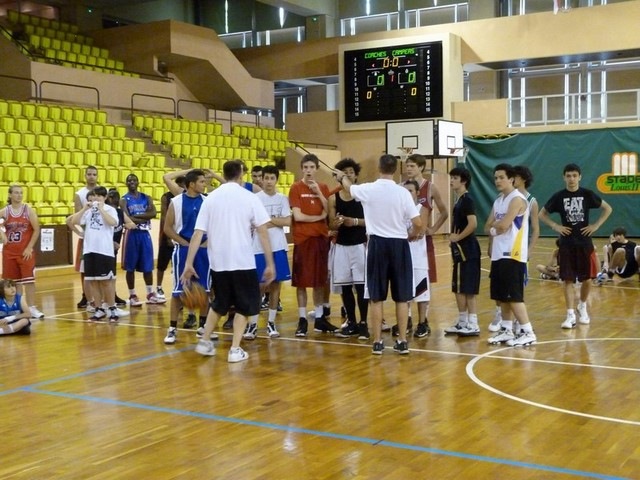 stage-de-basket-aventures-à-monaco-2011-320-Copier