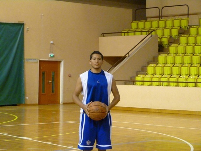 stage-de-basket-aventures-à-monaco-2011-322-Copier