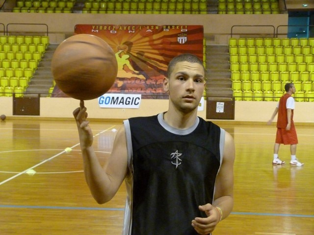 stage-de-basket-aventures-à-monaco-2011-356-Copier