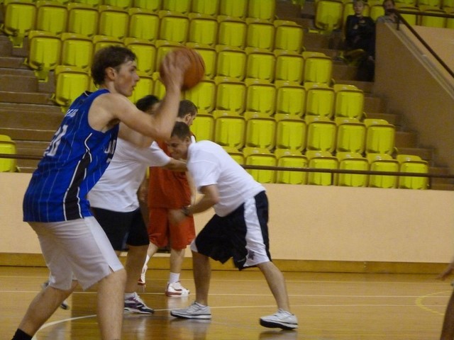 stage-de-basket-aventures-à-monaco-2011-397-Copier