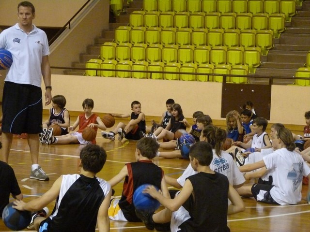 stage-de-basket-aventures-à-monaco-2011-492-Copier
