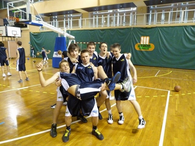 stage-de-basket-aventures-à-monaco-2011-860-Copier